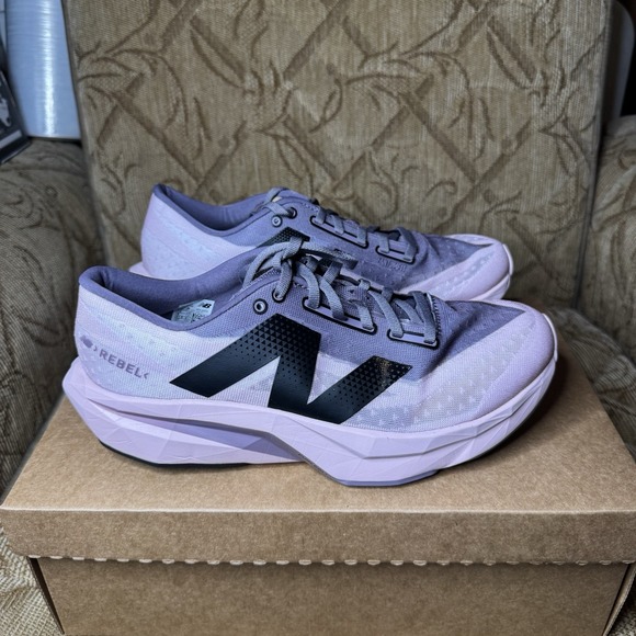 New Balance FuelCell Rebel V4 Twilight Haze Women's 10 B WFCXCS4-D Lightly Worn! - Picture 4 of 9